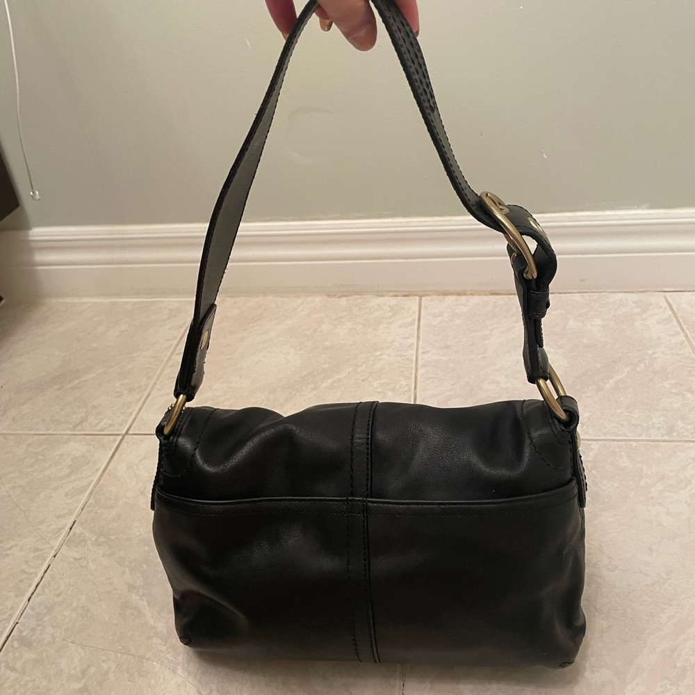 Coach Soho Black Leather Shoulder Bag - Picture 3 of 11